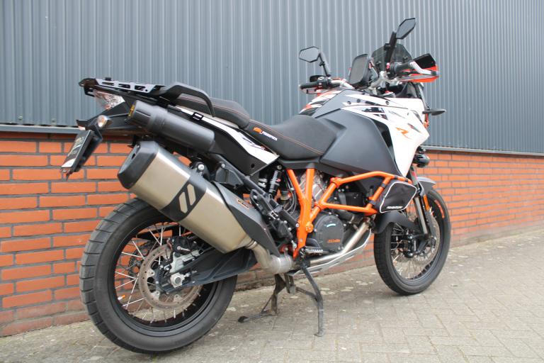 KTM 1090 Adventure R - 2017 (6)