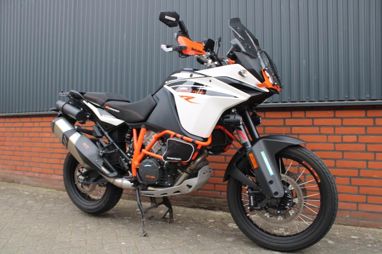 KTM 1090 Adventure R - 2017 (10)