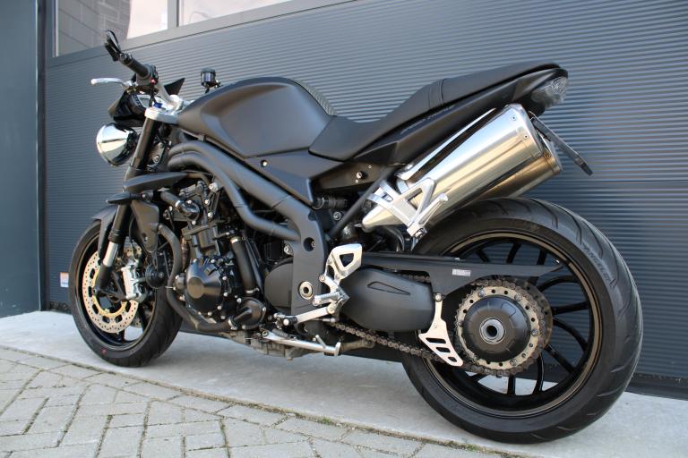 Triumph Speed triple 1050 - 2009 (5)