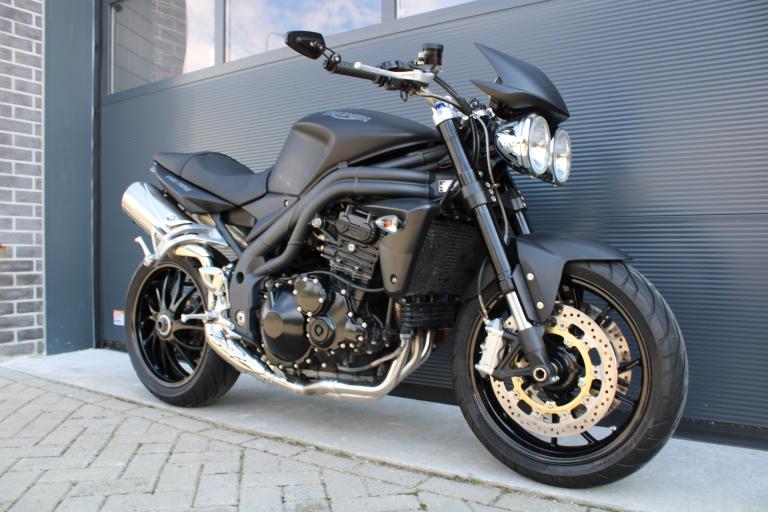 Triumph Speed triple 1050 - 2009 (10)