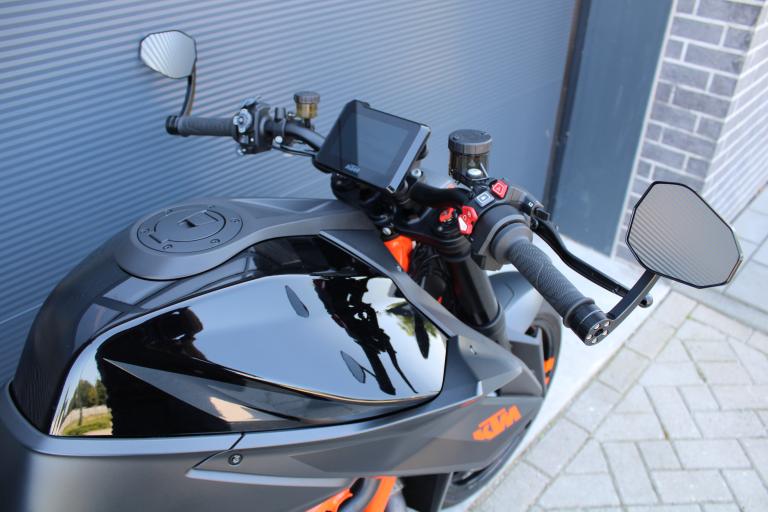 KTM 1290 Super duke R - 2020 (11)