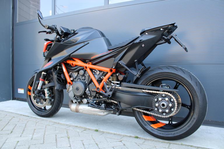 KTM 1290 Super duke R - 2020 (5)