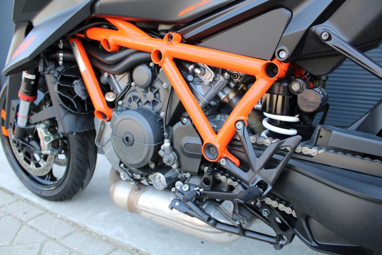 KTM 1290 Super duke R - 2020 (4)