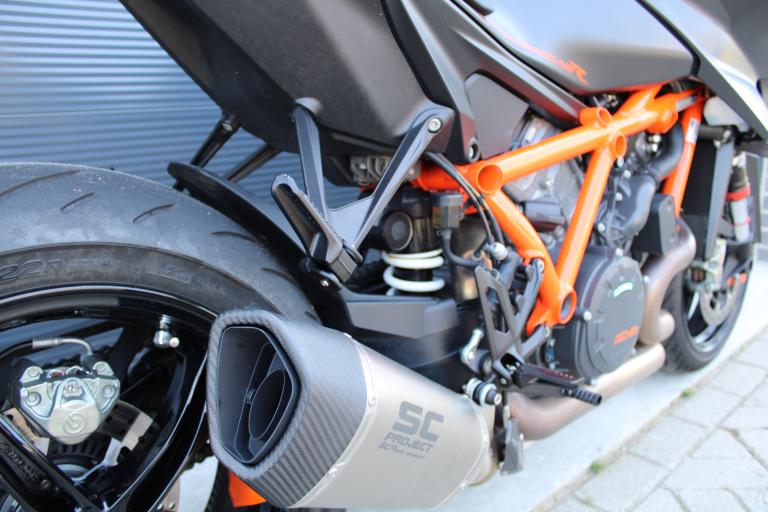 KTM 1290 Super duke R - 2020 (7)