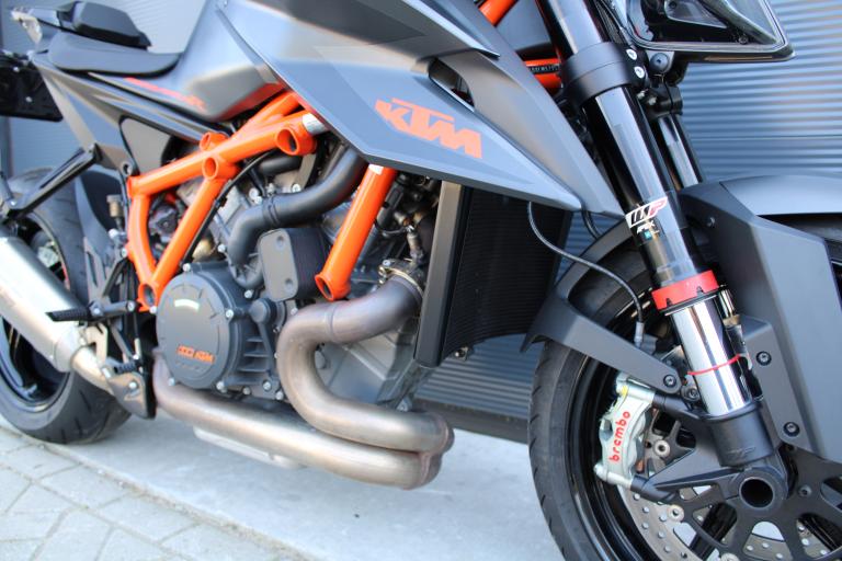 KTM 1290 Super duke R - 2020 (9)