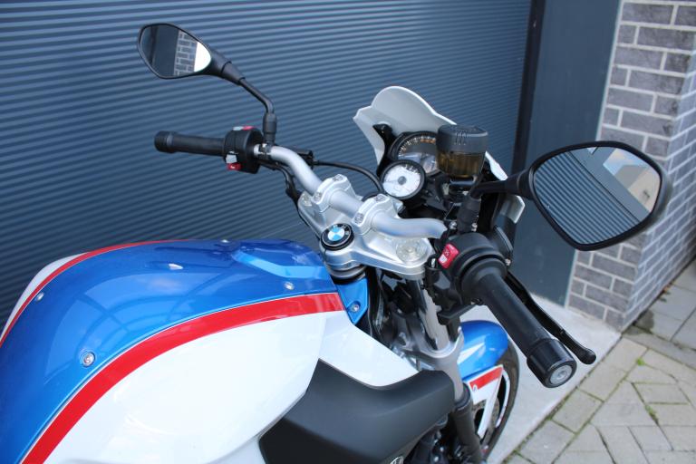 BMW F 800 R - 2010 (11)