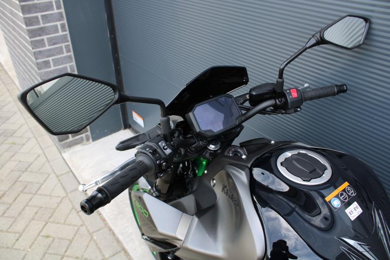 Kawasaki Z900 - 2024 (12)