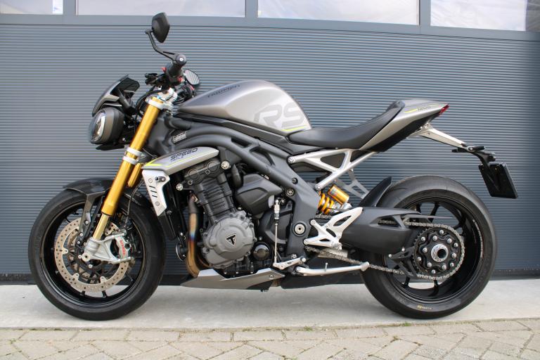 Triumph Speed triple 1200 RS - 2021 (3)