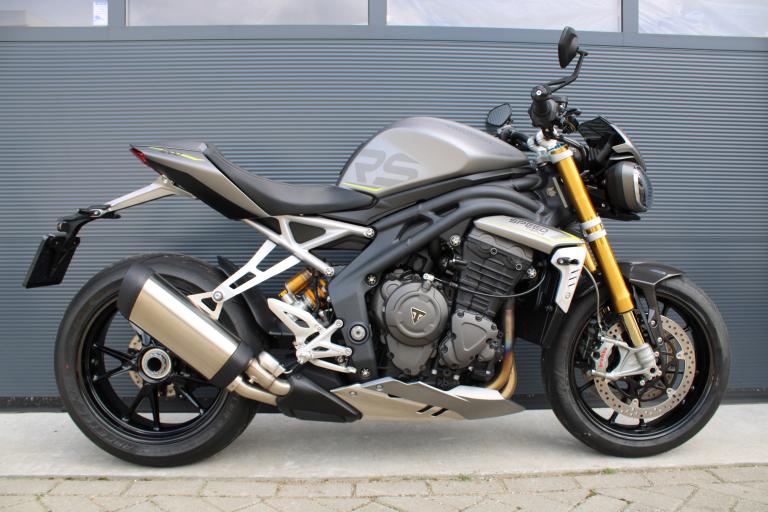 Triumph Speed triple 1200 RS - 2021 (8)