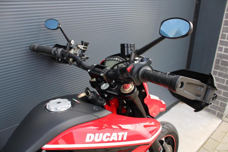 Ducati Hypermotard 1100 EVO SP - 2010 (11)