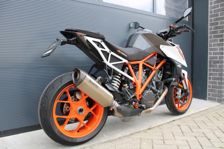 KTM 1290 Super duke R - 2017 (6)