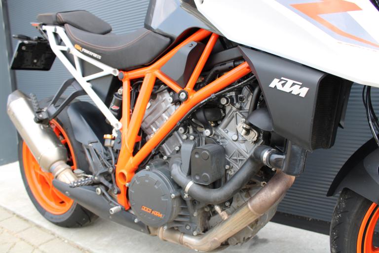 KTM 1290 Super duke R - 2017 (9)