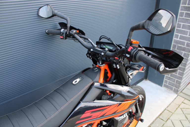 KTM 690 SMC R - 2019 (10)