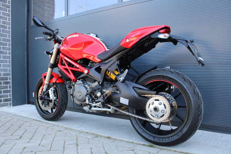 Ducati Monster 1100 EVO - 2012 (5)