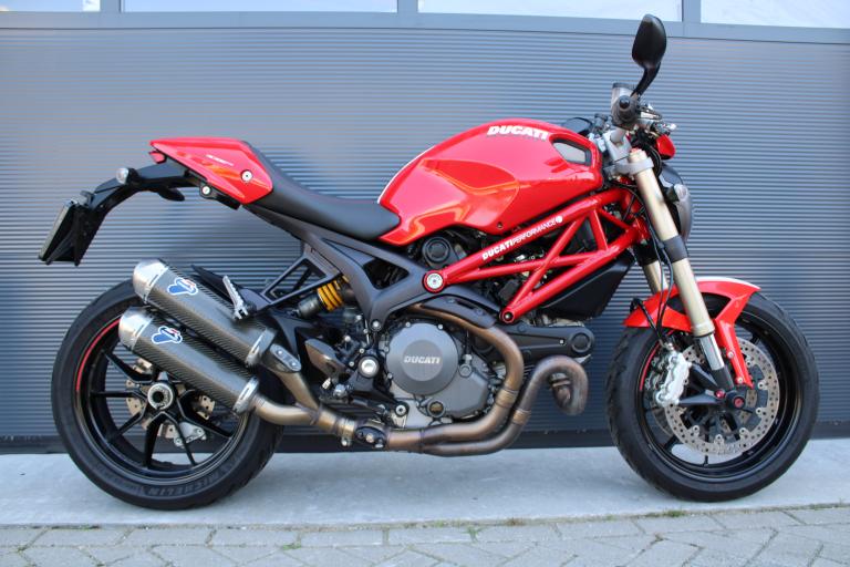 Ducati Monster 1100 EVO - 2012 (8)