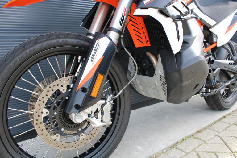 KTM 890 Adventure R - 2021 (2)