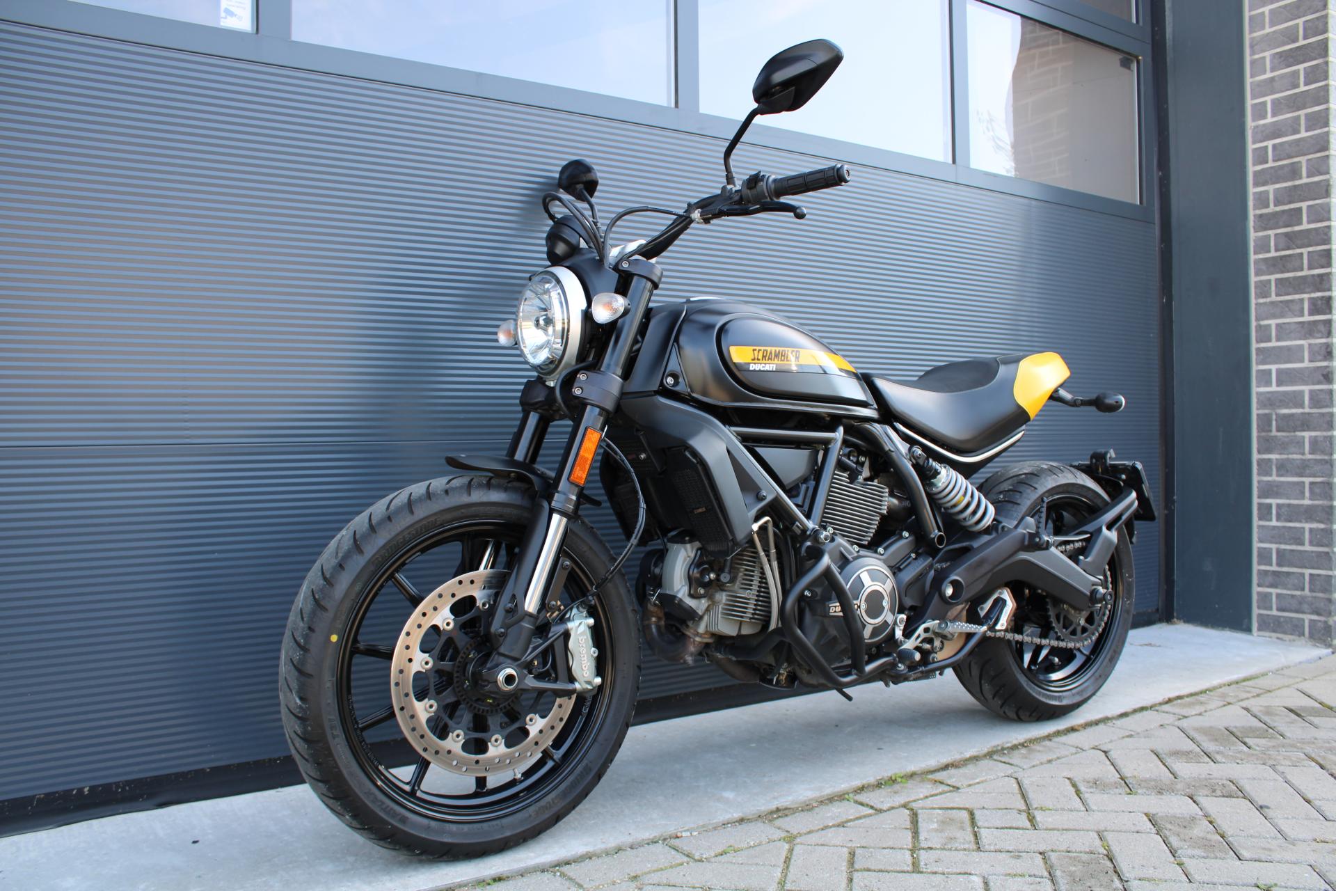 Ducati Scrambler 800 - 2017 (1)