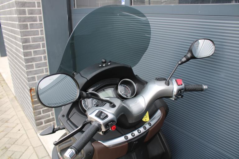 Piaggio MP3 500 LT - 2017 (12)