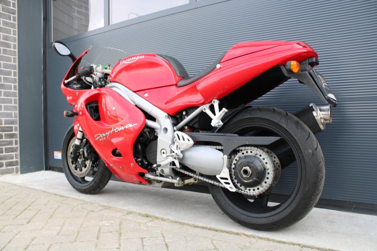 Triumph Daytona 955I - 1999 (5)