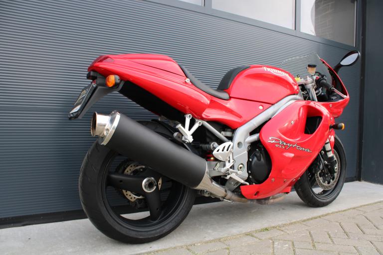 Triumph Daytona 955I - 1999 (6)