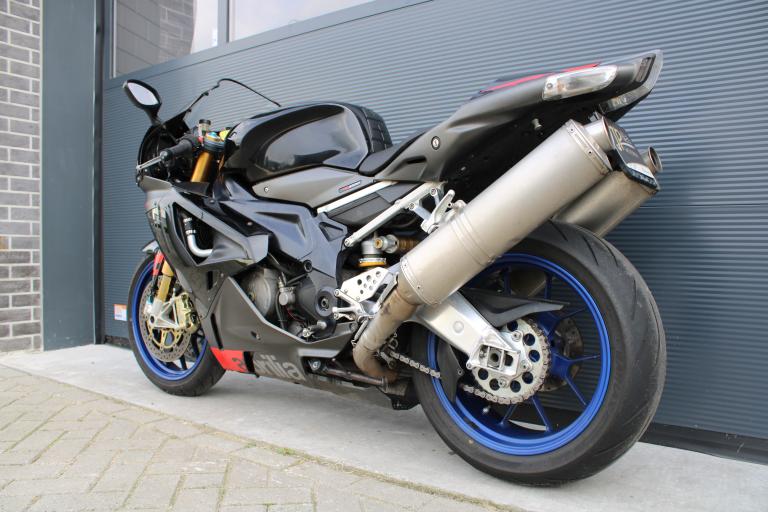 Aprilia RSV 1000 R - 2006 (5)