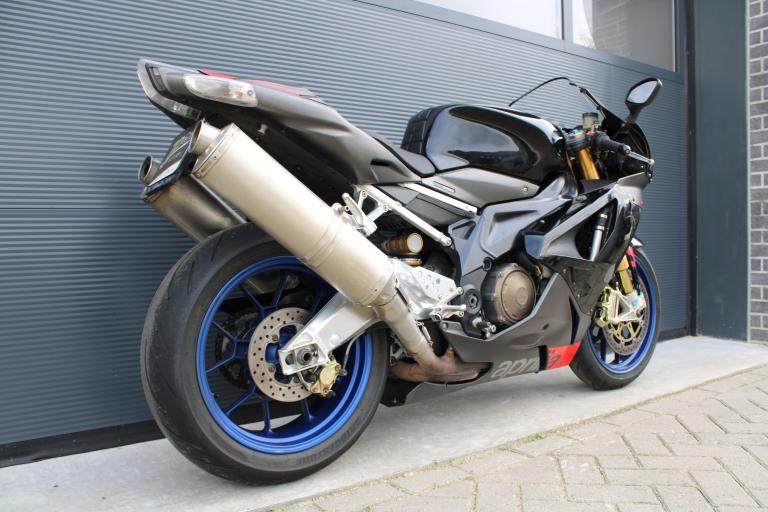 Aprilia RSV 1000 R - 2006 (6)