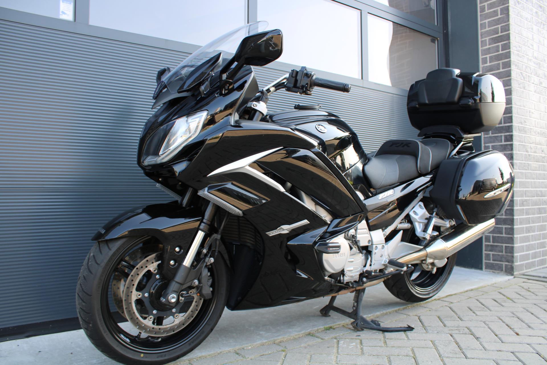 Yamaha FJR 1300 AS - 2013 (1)