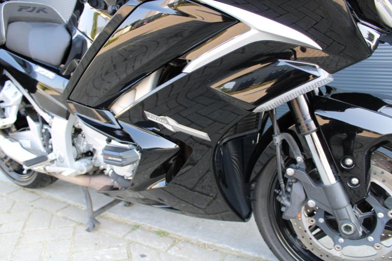 Yamaha FJR 1300 AS - 2013 (9)