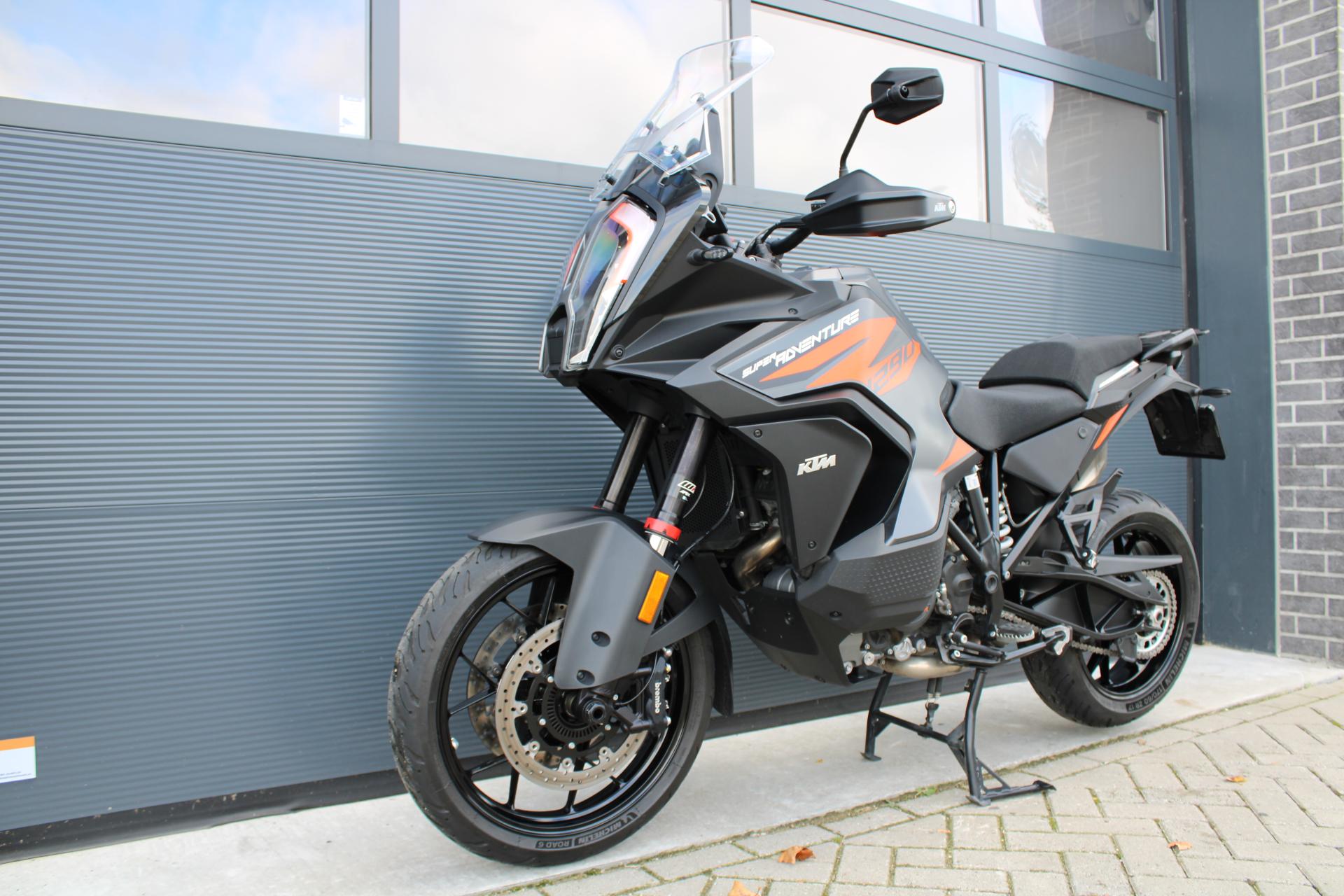 KTM 1290 Super adventure S - 2022 (1)