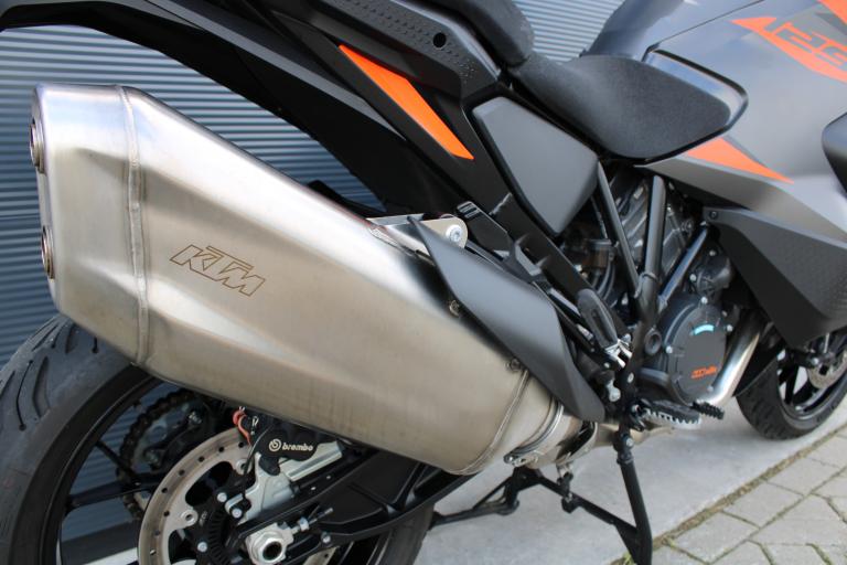 KTM 1290 Super adventure S - 2022 (7)