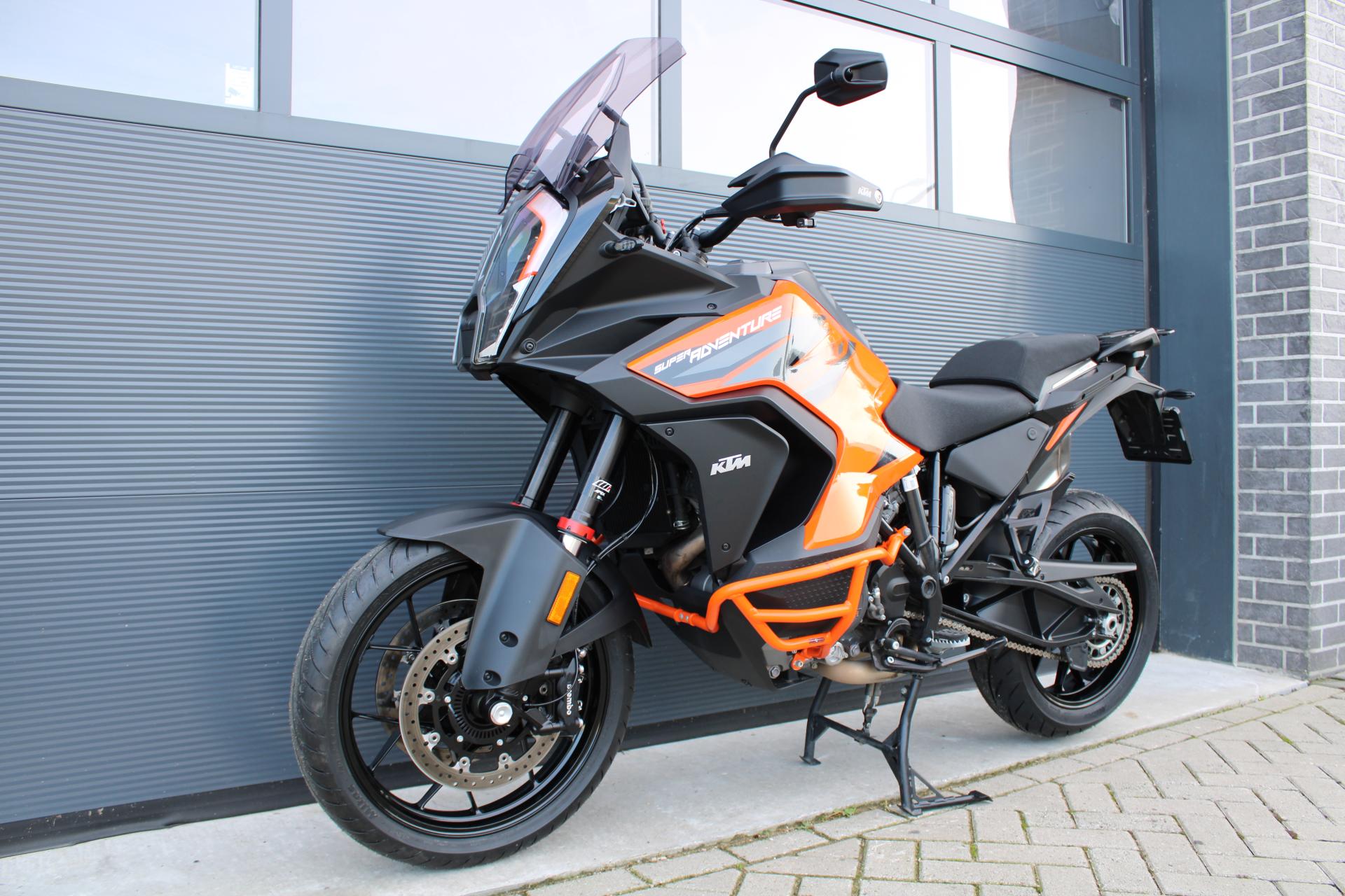 KTM  1290 super adventure S - 2022 (1)