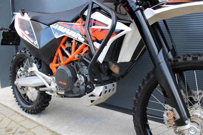 KTM 690 Enduro R - 2016 (9)