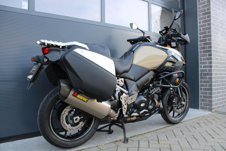 Suzuki DL 1000 - 2016 (6)