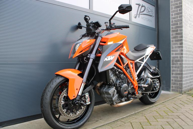 KTM 1290 Superduke R - 2015